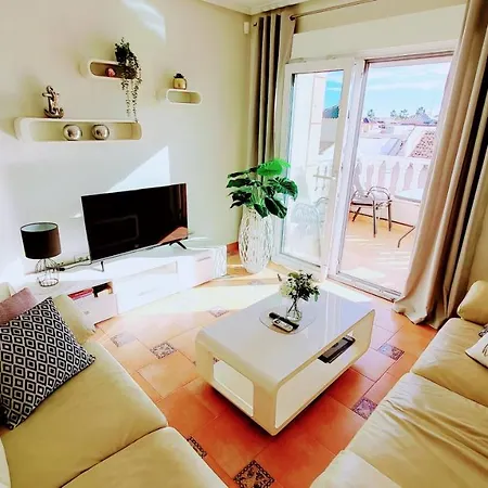 Flamingo Hills 2 Apartamento *